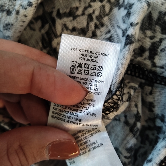 NWT Lucky Brand Black & White Boho Longsleeve Keyhole Blouse - Picture 6 of 7